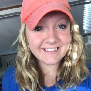 Meet your Posher, Katelyn